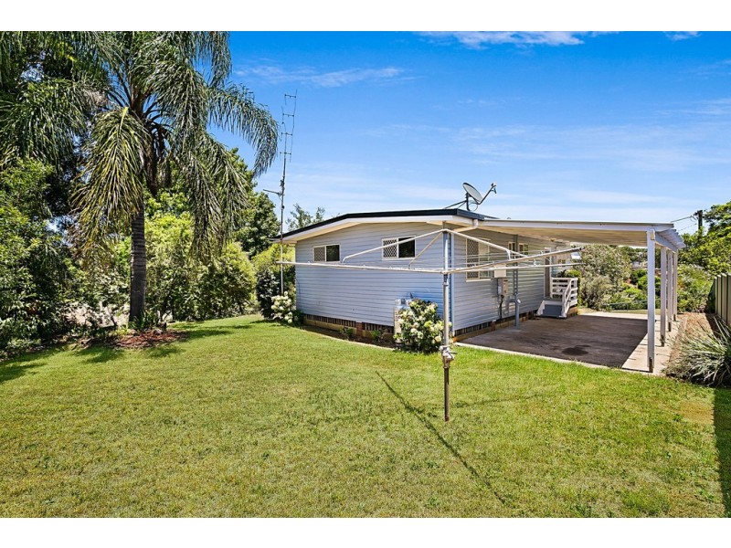 24 Waverley Street, North Toowoomba QLD 4350