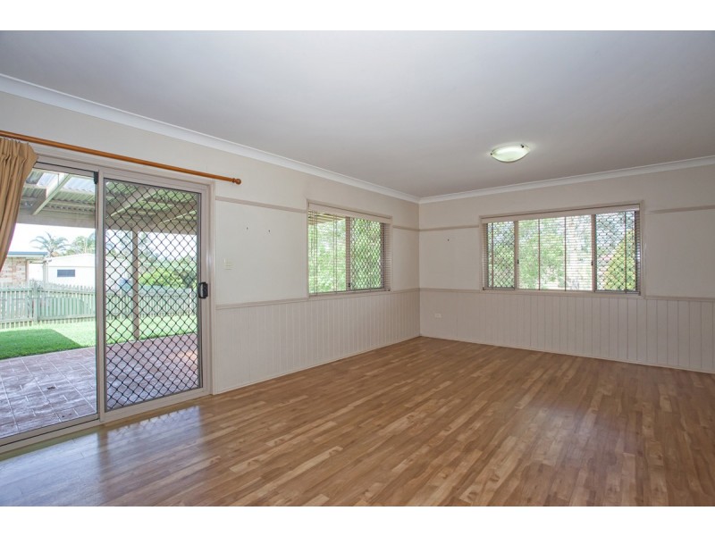 10 Hillcrest Court, Kearneys Spring QLD 4350