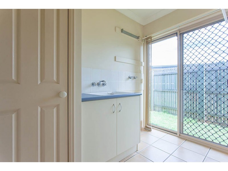 10 Hillcrest Court, Kearneys Spring QLD 4350