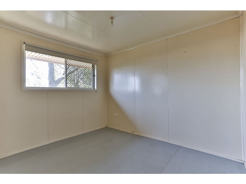 27 Festival Street, Rockville QLD 4350