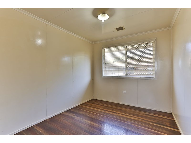 27 Festival Street, Rockville QLD 4350