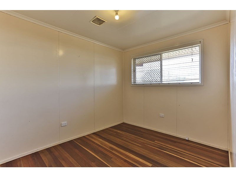 27 Festival Street, Rockville QLD 4350