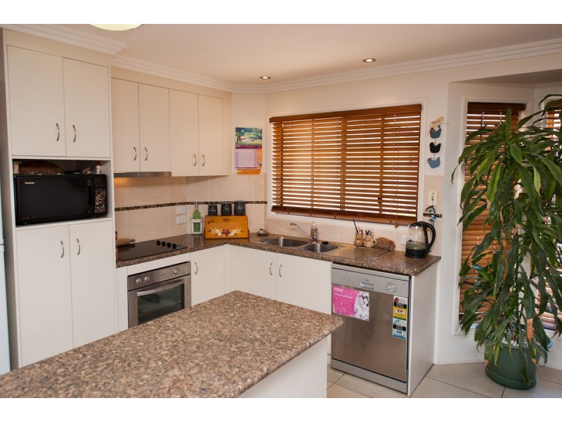 Unit 9/381 Greenwattle Street, Wilsonton QLD 4350