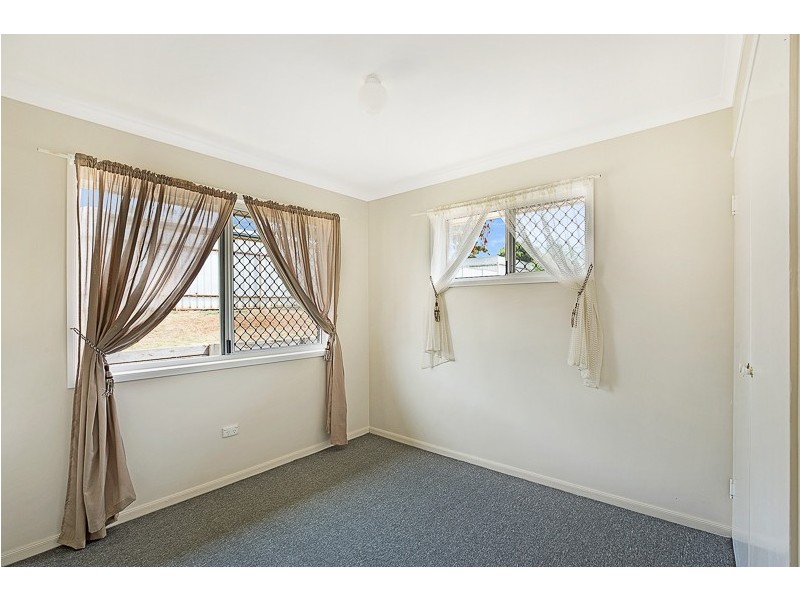 16 Reisling Court, Wilsonton Heights QLD 4350
