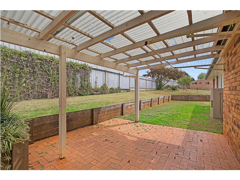 16 Reisling Court, Wilsonton Heights QLD 4350