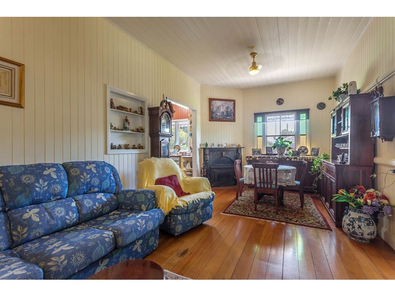 56 Mabel Street, Harlaxton QLD 4350