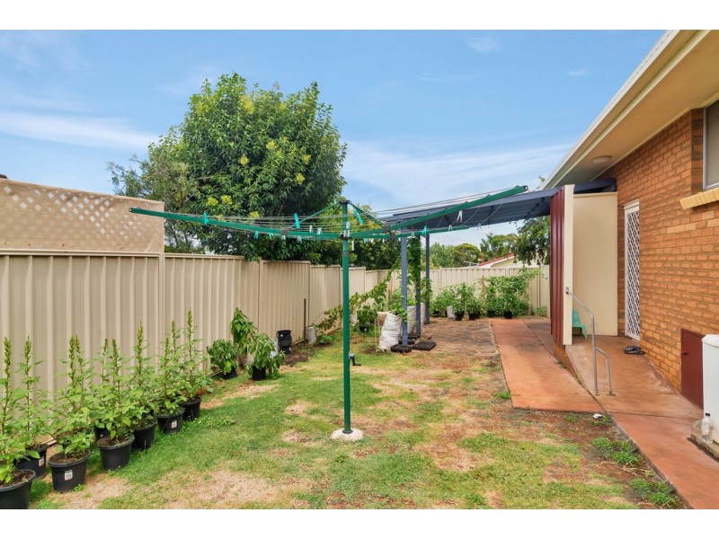 92 South Street, Rangeville QLD 4350