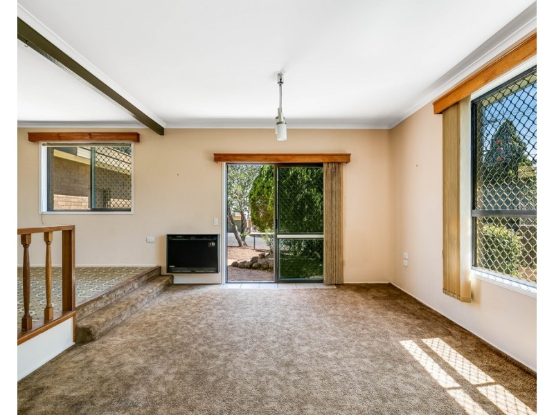 10 Jason Street, Wilsonton Heights QLD 4350