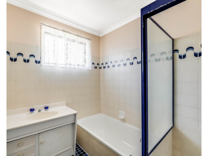 10 Jason Street, Wilsonton Heights QLD 4350