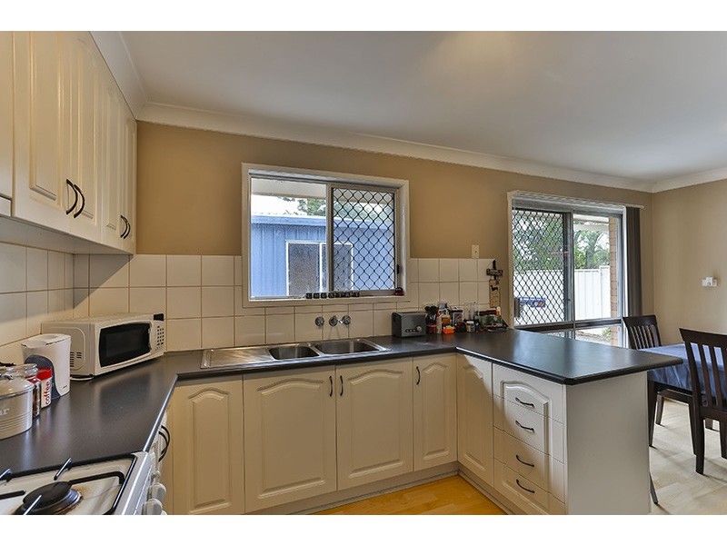 13 Nugent Crescent, Wilsonton QLD 4350