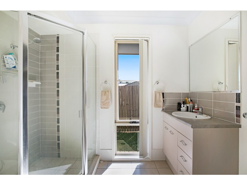 15 Paperbark Drive, Glenvale QLD 4350