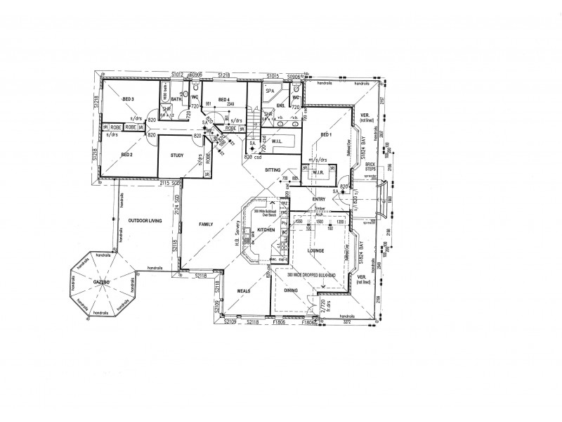 8 Dalston Court, Mount Lofty QLD 4350 Floorplan