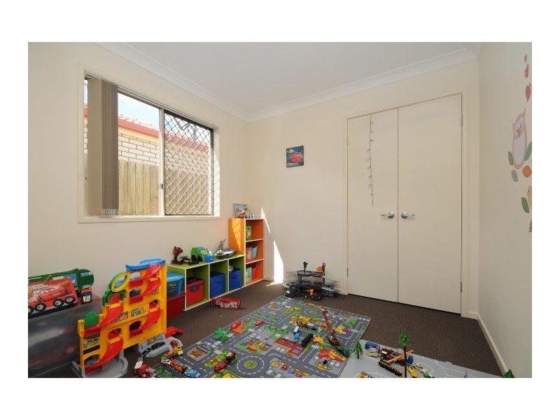 10 Flynn Street, Harlaxton QLD 4350