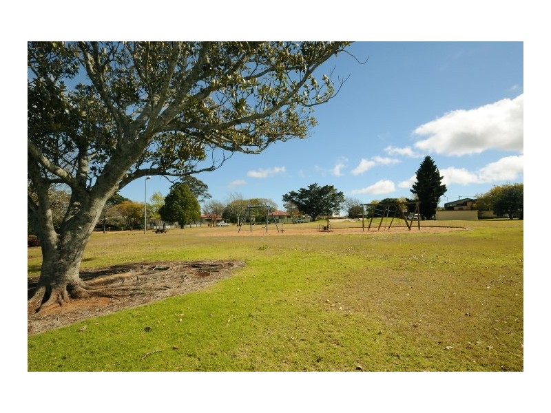 10 Flynn Street, Harlaxton QLD 4350