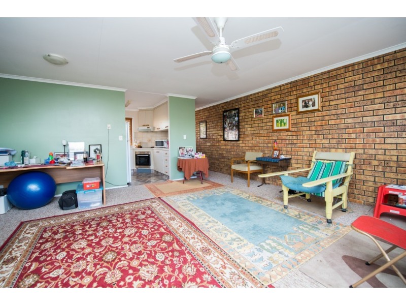 Unit 6/6 Honey Street, Harristown QLD 4350