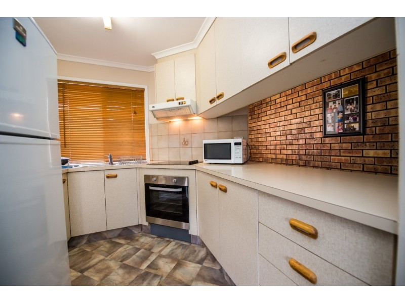 Unit 6/6 Honey Street, Harristown QLD 4350