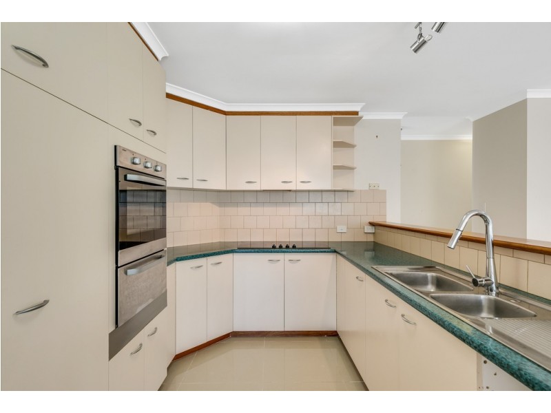 28 Catalina Drive, Wilsonton QLD 4350