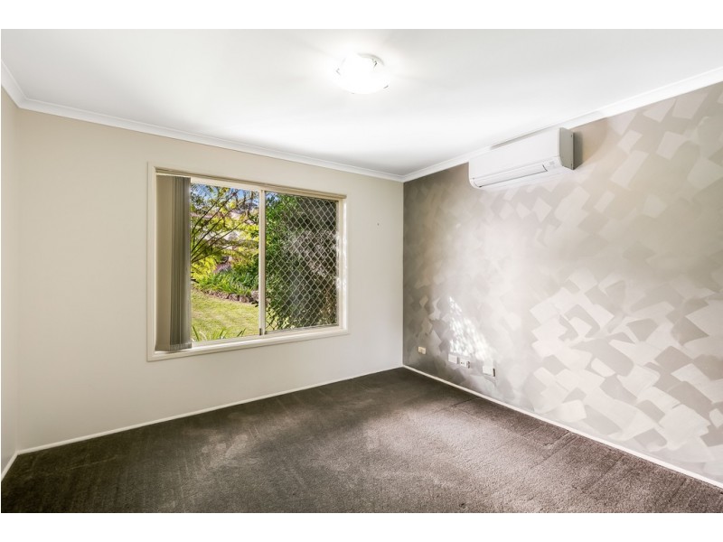 28 Catalina Drive, Wilsonton QLD 4350