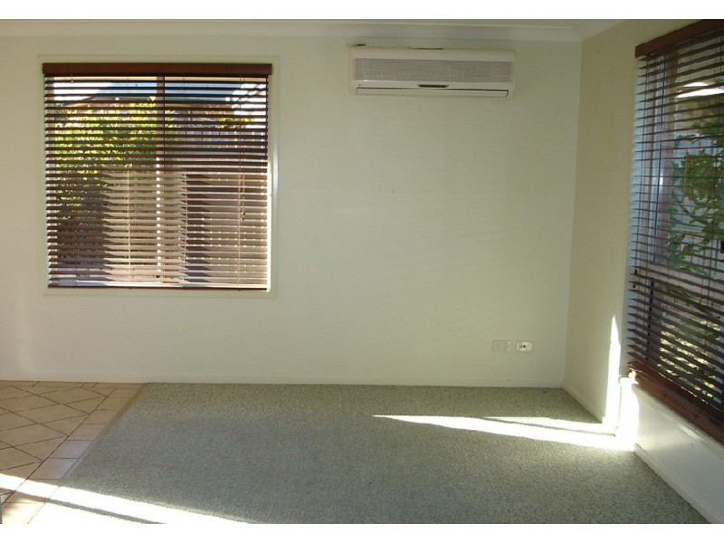 3 Connole Court, Kearneys Spring QLD 4350