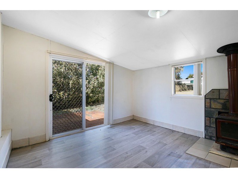 16 Park Street, Wilsonton QLD 4350