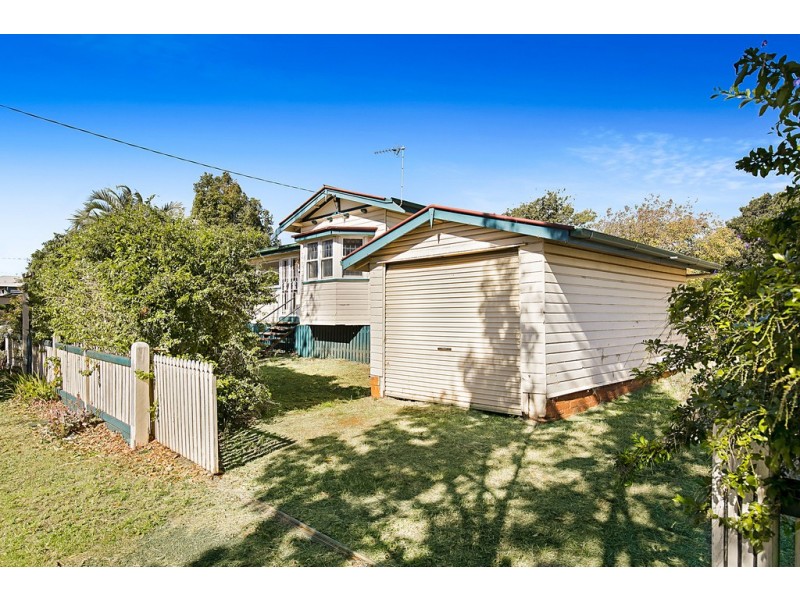 16 Park Street, Wilsonton QLD 4350