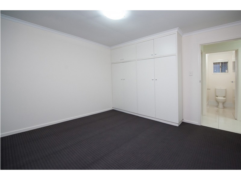 Unit 1/61 Cleary Street, Centenary Heights QLD 4350