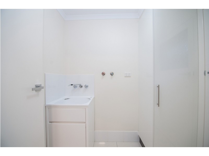 Unit 1/61 Cleary Street, Centenary Heights QLD 4350