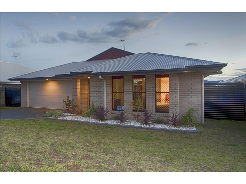 18 Kurrawa Crescent, Glenvale QLD 4350