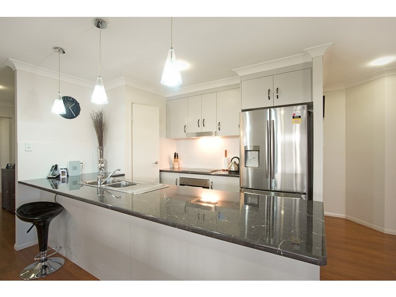 18 Kurrawa Crescent, Glenvale QLD 4350