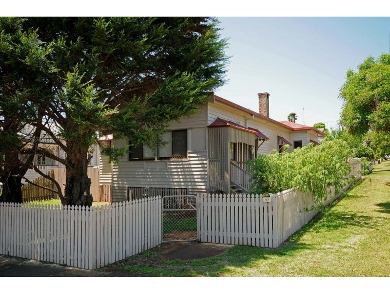 108 Mary Street, East Toowoomba QLD 4350