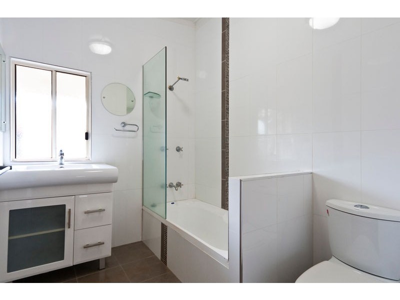 16 Stephen Street, South Toowoomba QLD 4350