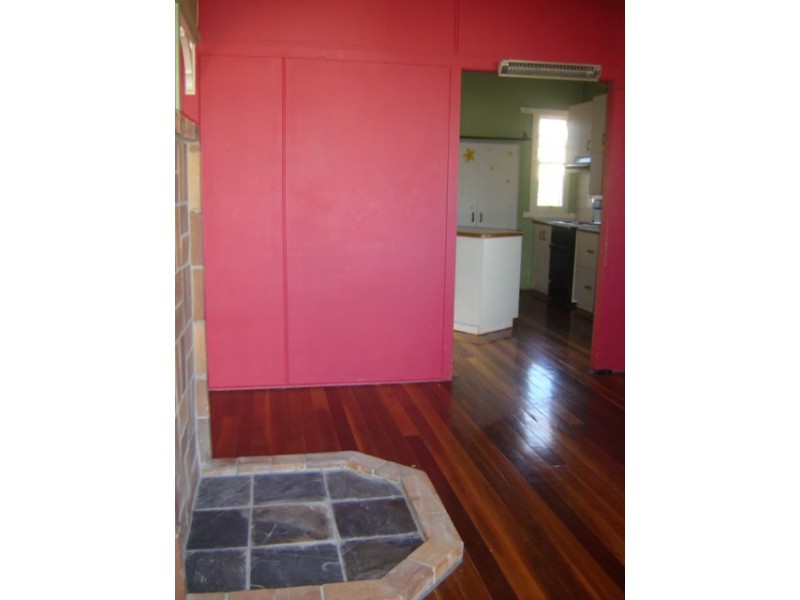 25 Shiel Street, Rangeville QLD 4350