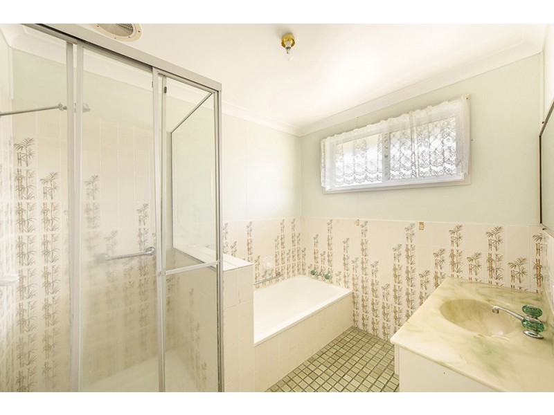 3 Camellia Court, Darling Heights QLD 4350