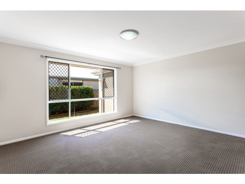 13 O’Grady Street, Kearneys Spring QLD 4350