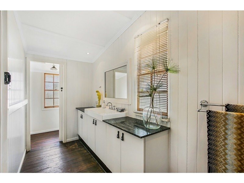 8 Somme Street, North Toowoomba QLD 4350