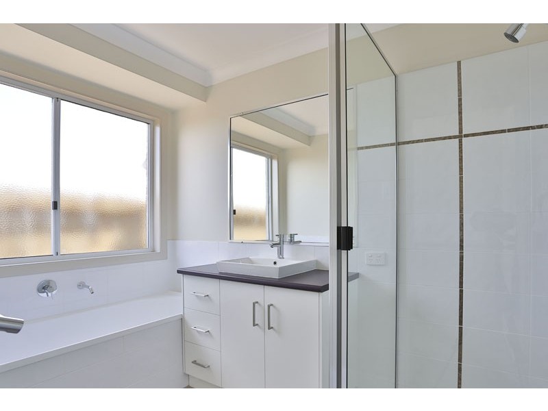 9 Goshawk Drive, Highfields QLD 4352