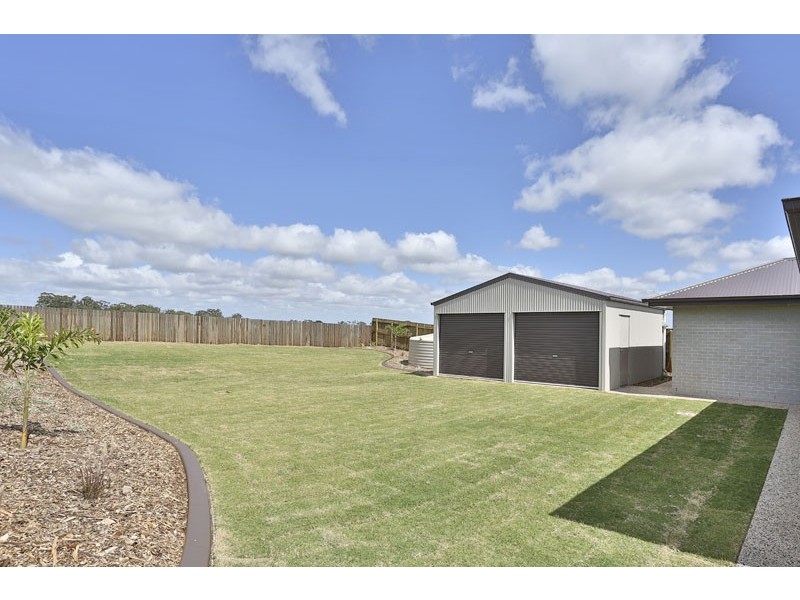 9 Goshawk Drive, Highfields QLD 4352