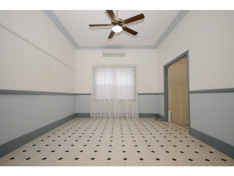 15 Gowrie Street, Toowoomba City QLD 4350