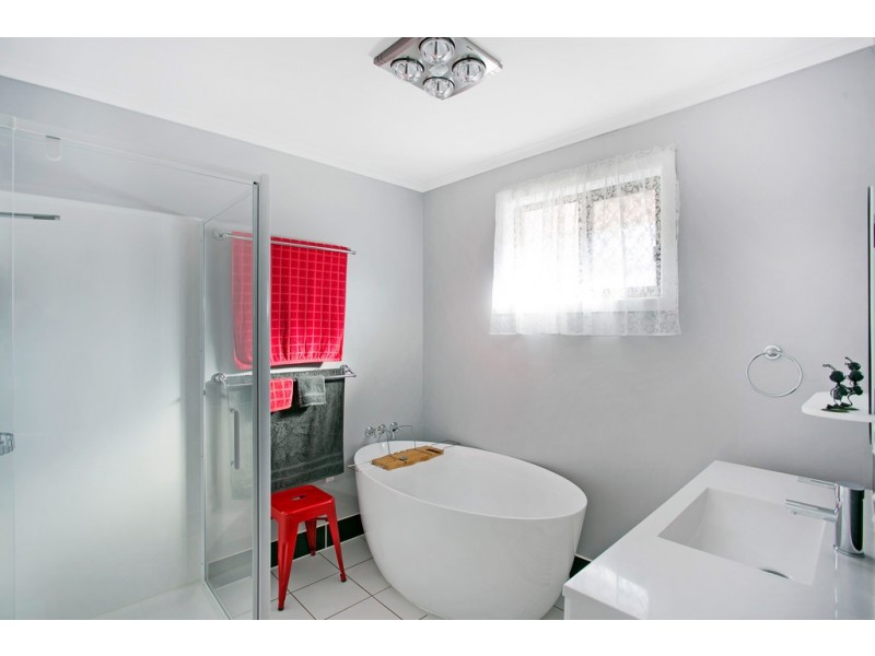 9 Wright Street, Wilsonton QLD 4350