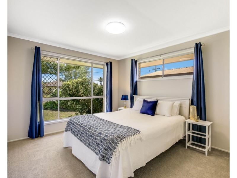 13 Hibiscus Drive, Centenary Heights QLD 4350