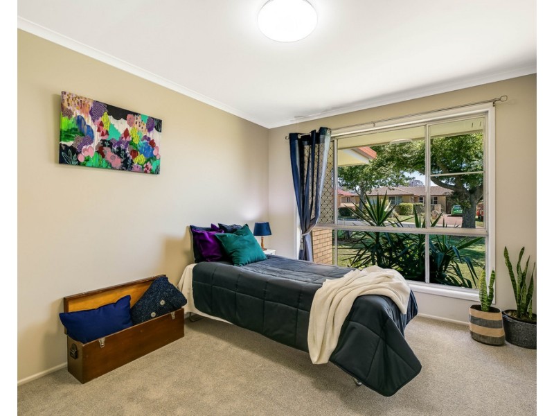 13 Hibiscus Drive, Centenary Heights QLD 4350