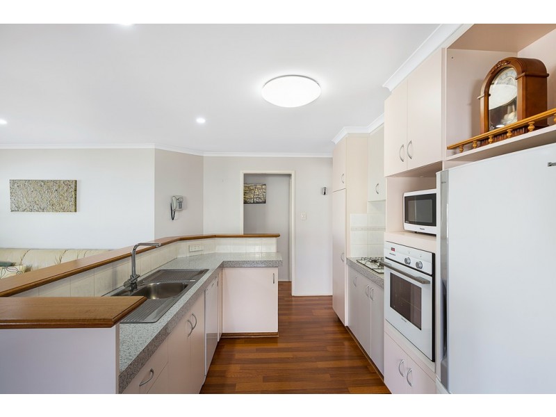 30 Catalina Drive, Wilsonton QLD 4350