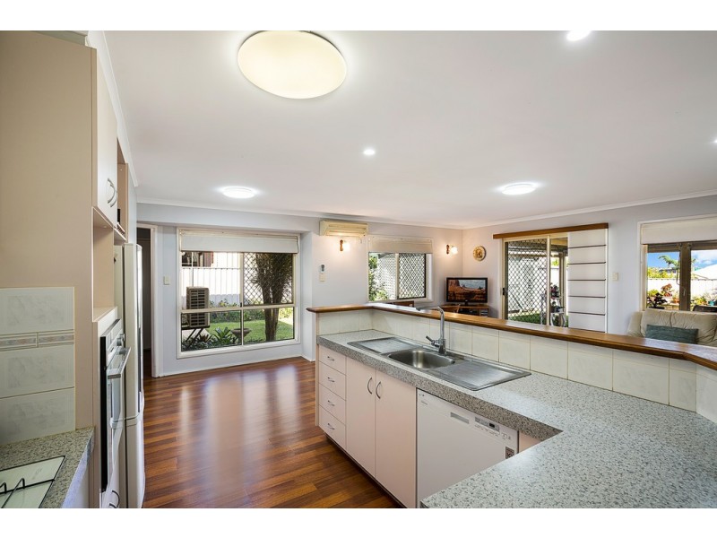 30 Catalina Drive, Wilsonton QLD 4350