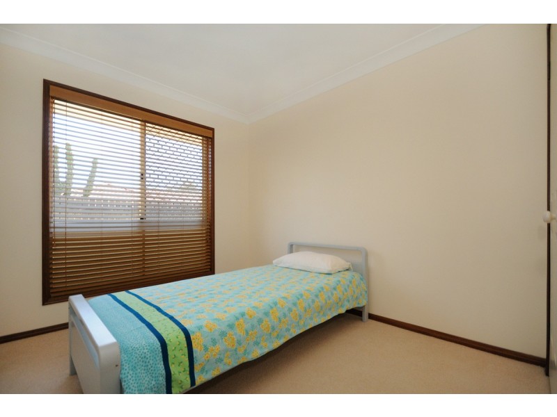 27 Ward street, Middle Ridge QLD 4350