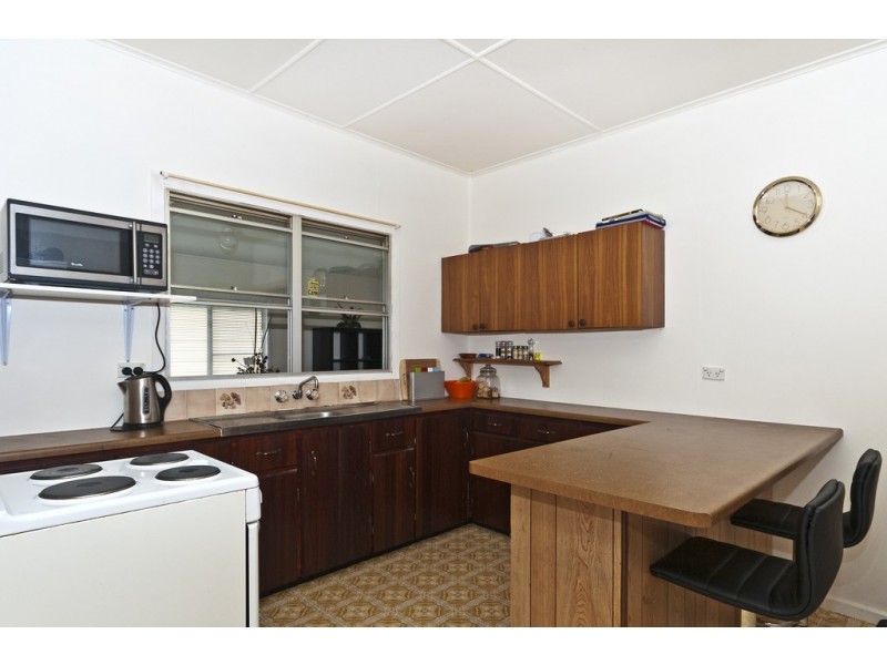 11 Gaydon Street, Newtown QLD 4350