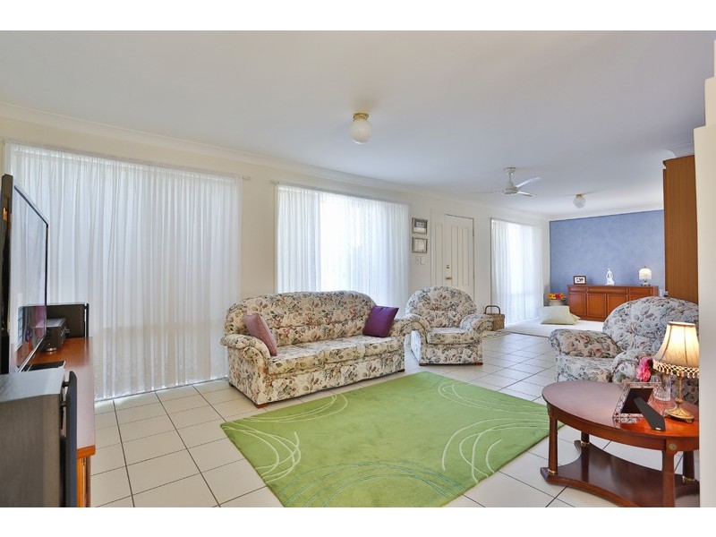 21 Catalina Drive, Wilsonton QLD 4350