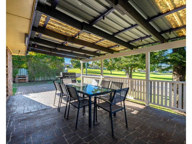 4 Traminer Drive, Wilsonton Heights QLD 4350