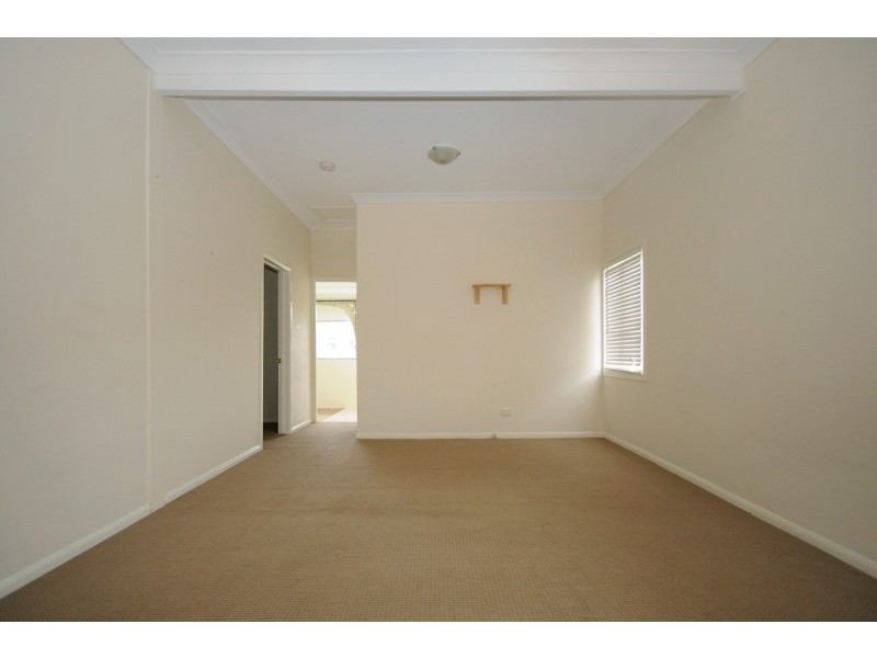 4 Lucy Street, Cambooya QLD 4358