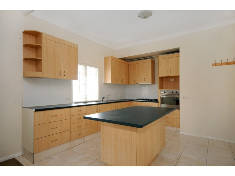 4 Lucy Street, Cambooya QLD 4358