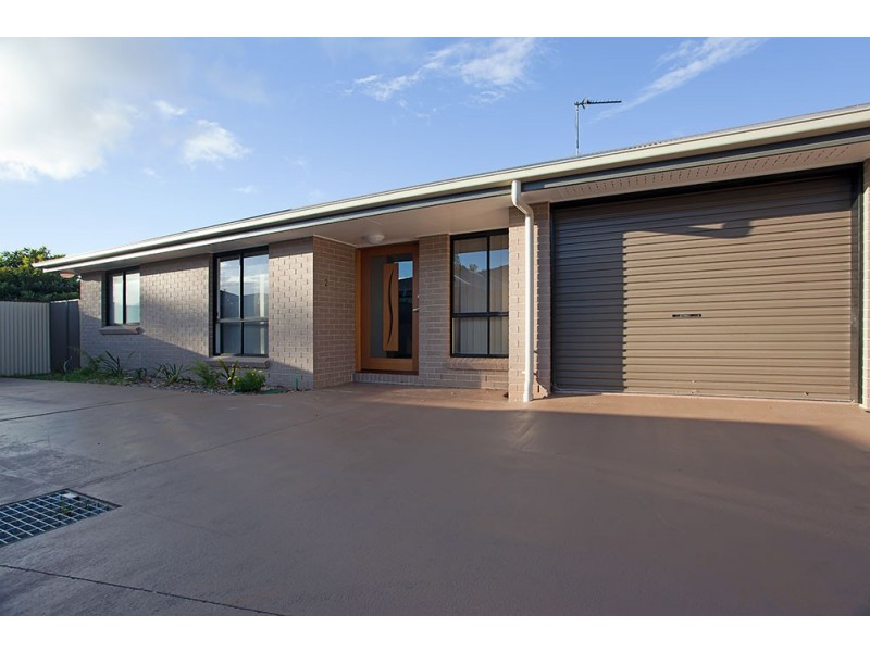 Unit 2/41 Gordon Avenue, Newtown QLD 4350